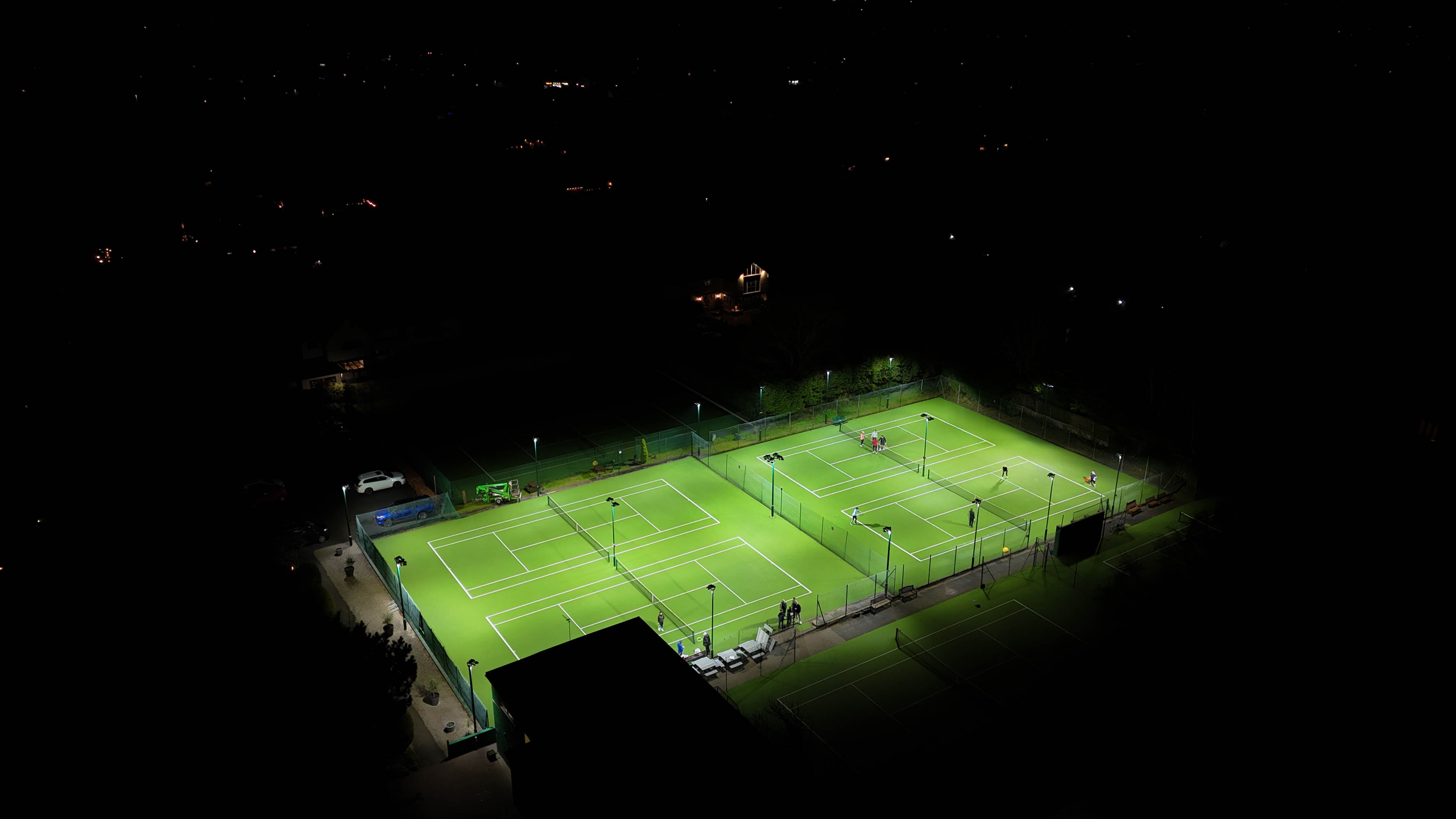 Tennisbaan verlichting: waar moet je op letten?